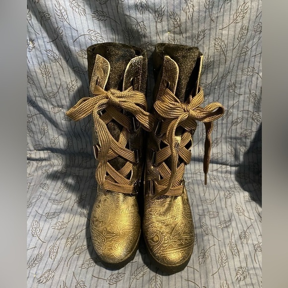 Timberland metallic embossed leather wedge boots with velvet top cuff 7 - Picture 10 of 10